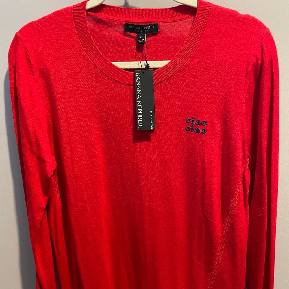 New with tags, Banana Republic sweater. Woman’s size Large